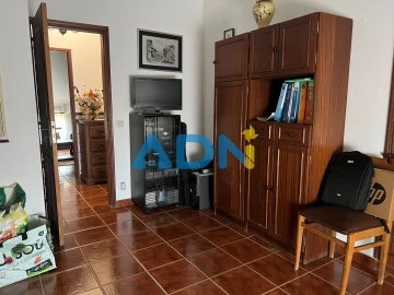 Moradia T7 para Venda em Benquerenças
