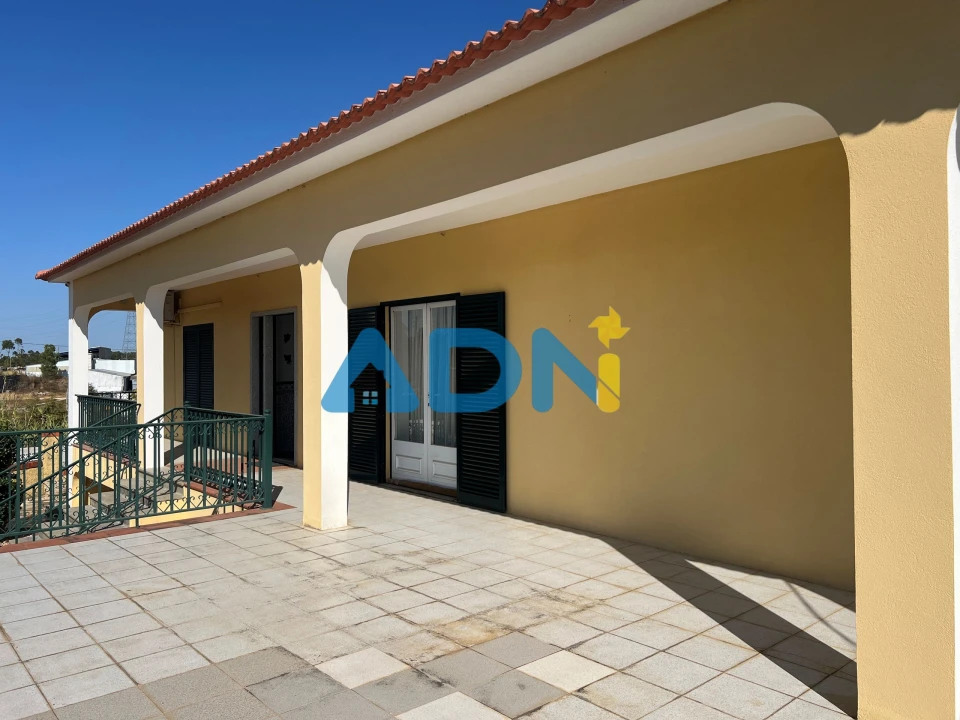 Moradia T7 para Venda em Benquerenças Foto 25