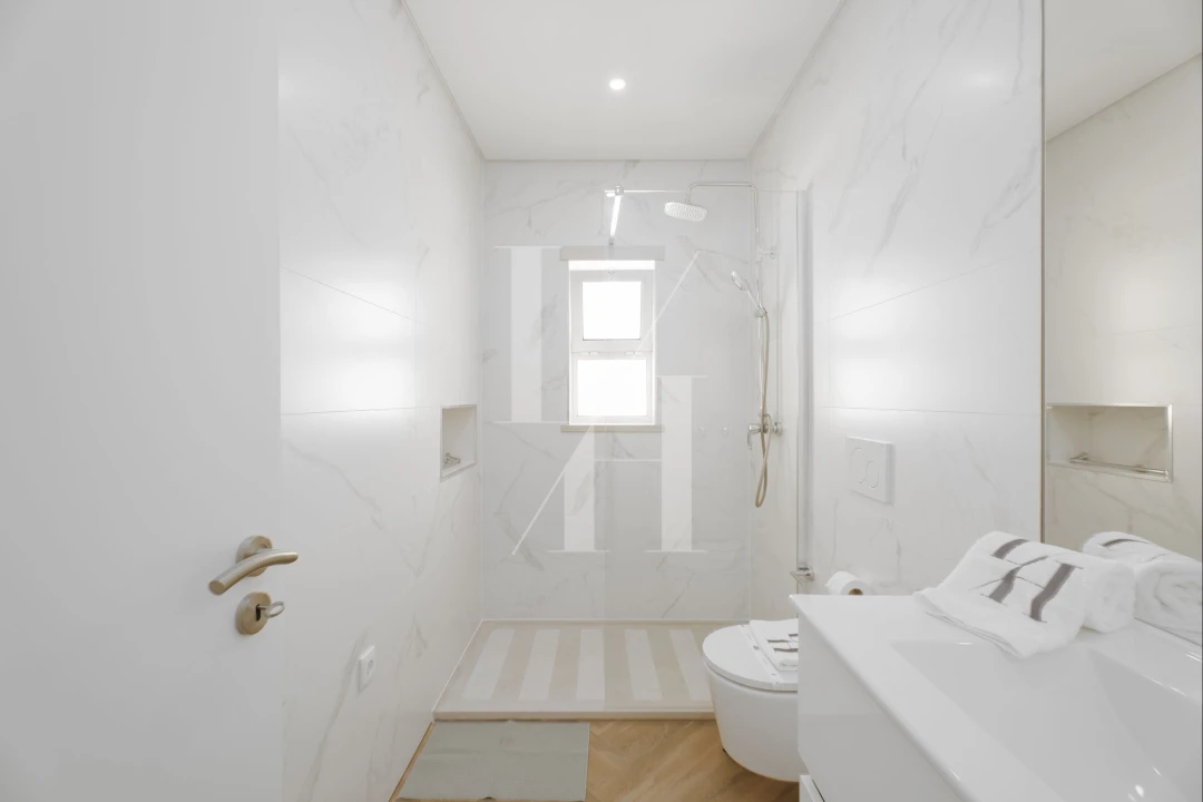 Apartamento para Venda em Quarteira Foto 7