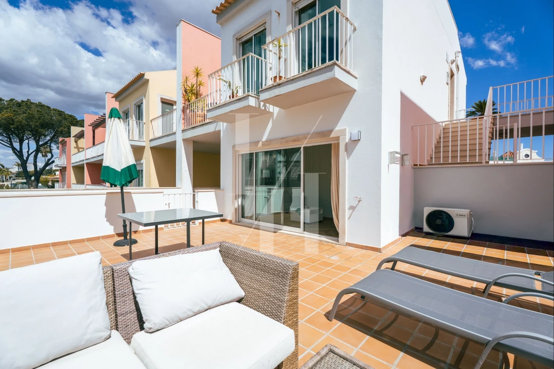 Apartamento para Venda em Quarteira Foto 19