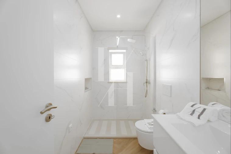 Apartamento para Venda em Quarteira Foto 7