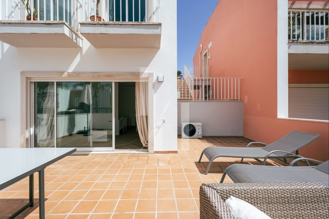 Apartamento para Venda em Quarteira Foto 18