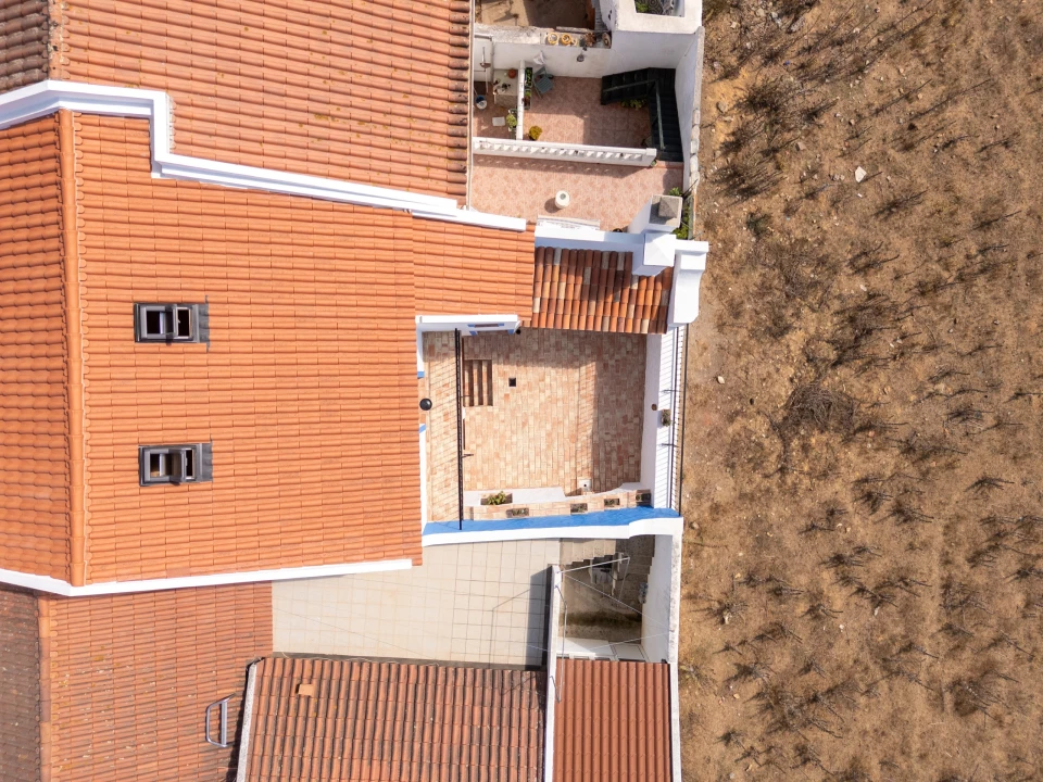 Moradia T4 para Venda em São Teotónio Foto 49
