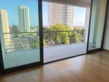 Apartamento T2 para Arrendamento em Carcavelos e Parede