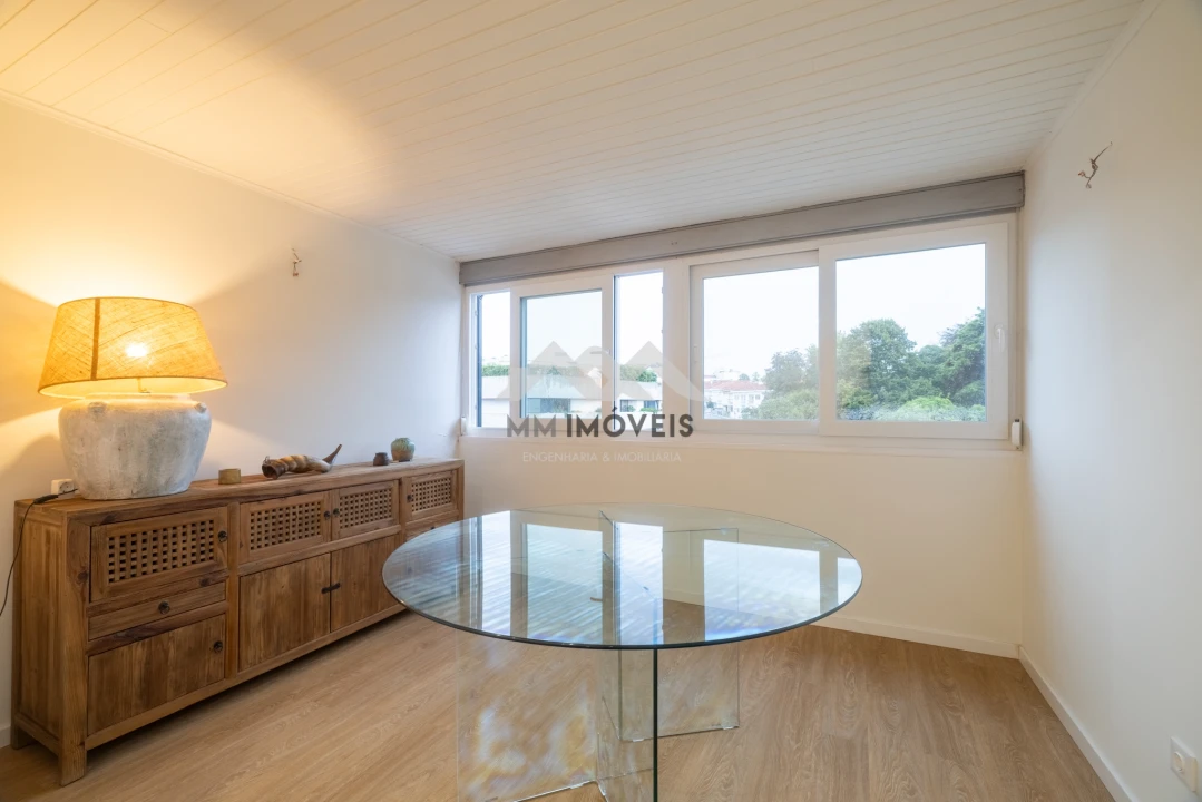 Apartamento T2 para Arrendamento em Aldoar, Foz do Douro e Nevogilde Foto 8