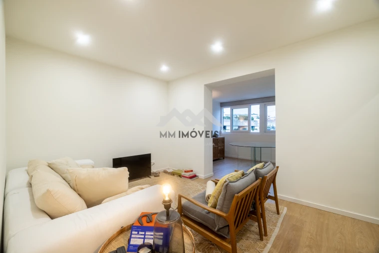 Apartamento T2 para Arrendamento em Aldoar, Foz do Douro e Nevogilde Foto 5