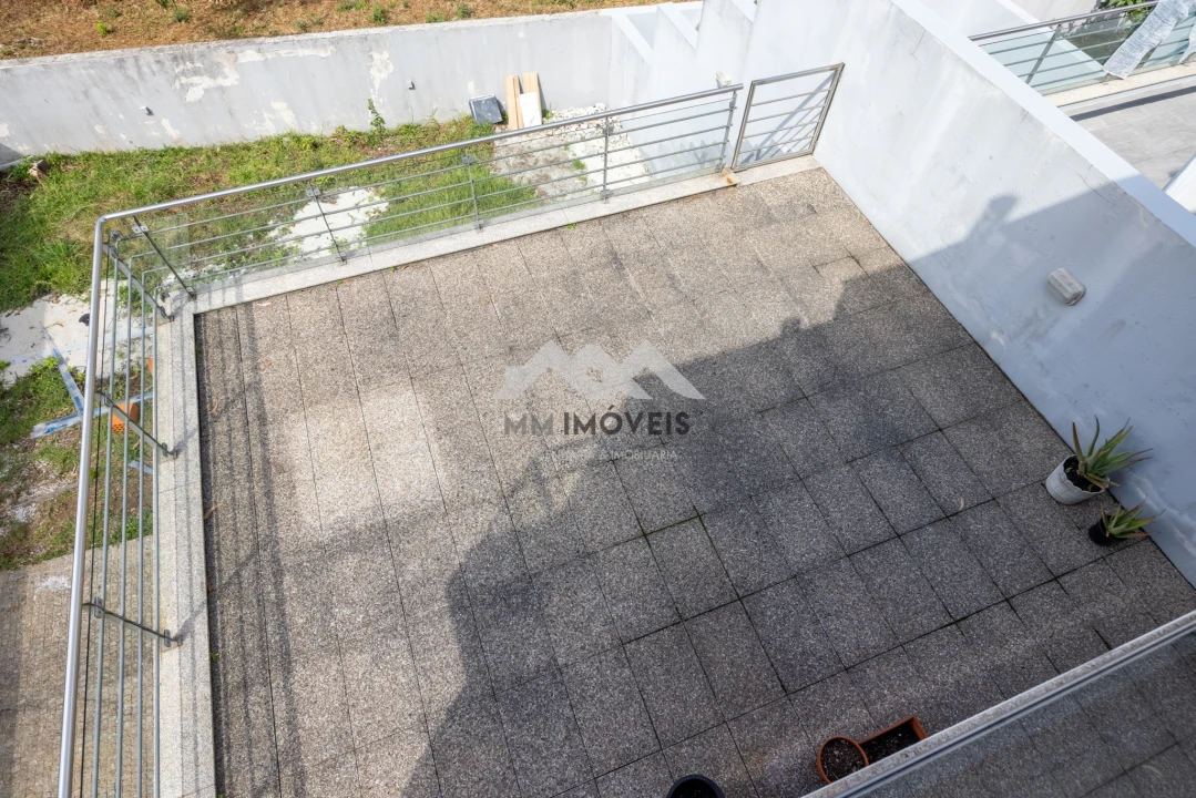 Moradia T5 para Venda em Nogueira e Silva Escura Foto 41