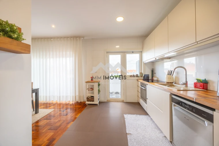 Apartamento T2 para Venda em Bonfim Foto 8
