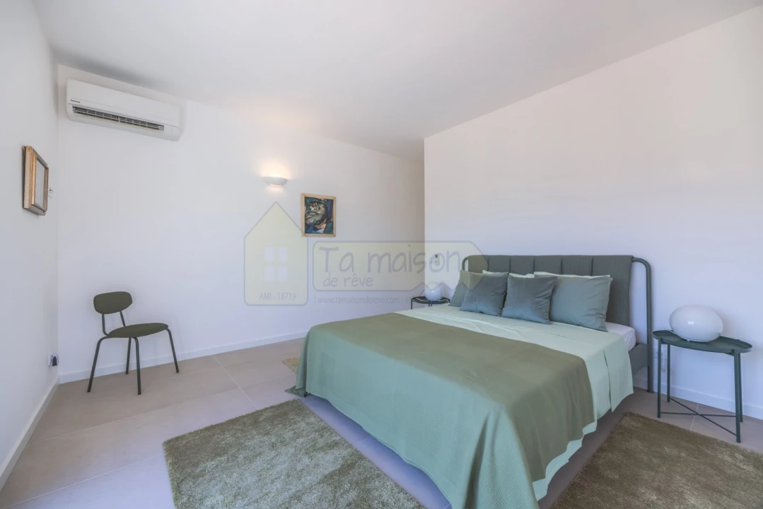 Moradia T3 para Venda em Conceição e Estoi Foto 34