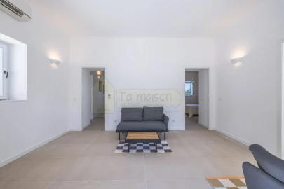 Moradia T3 para Venda em Conceição e Estoi