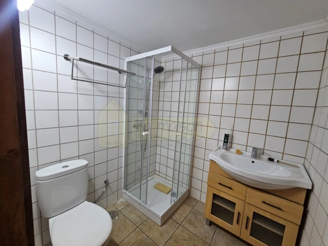 Moradia T2 para Venda em Alte Foto 12