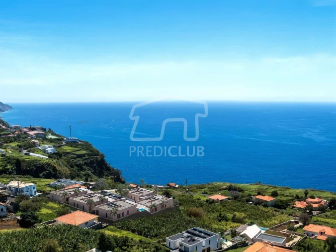 Moradia T3 para Venda em Estreito da Calheta Foto 6