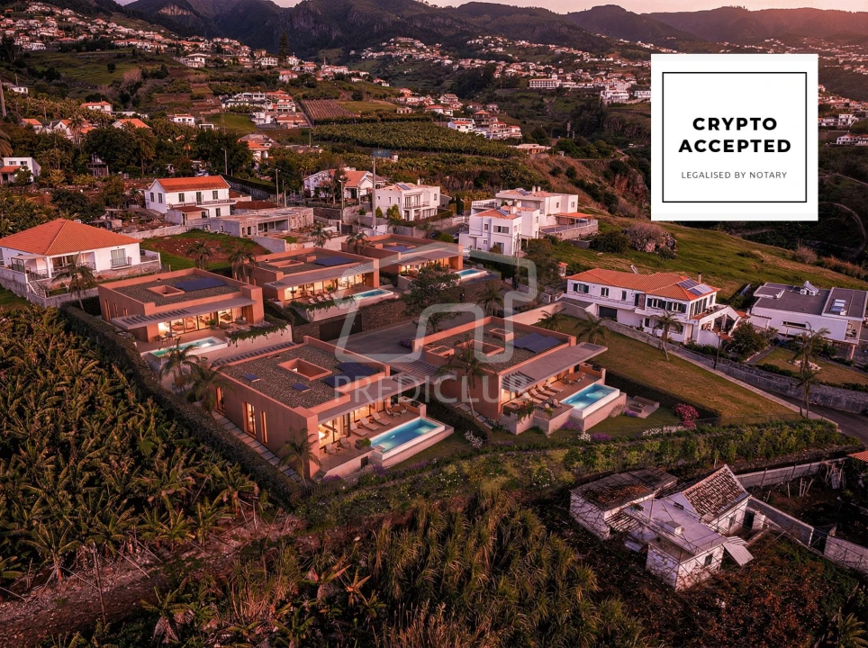 Moradia T3 para Venda em Estreito da Calheta Foto 1