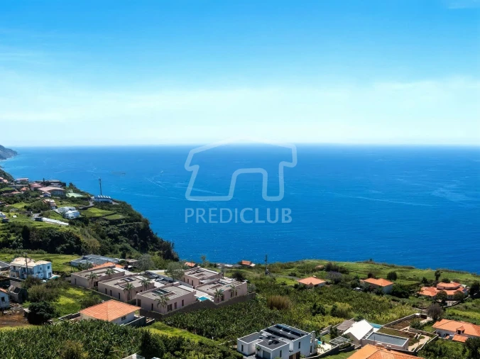 Moradia T3 para Venda em Estreito da Calheta Foto 4
