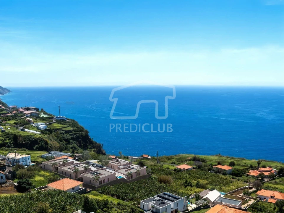 Moradia T3 para Venda em Estreito da Calheta Foto 6