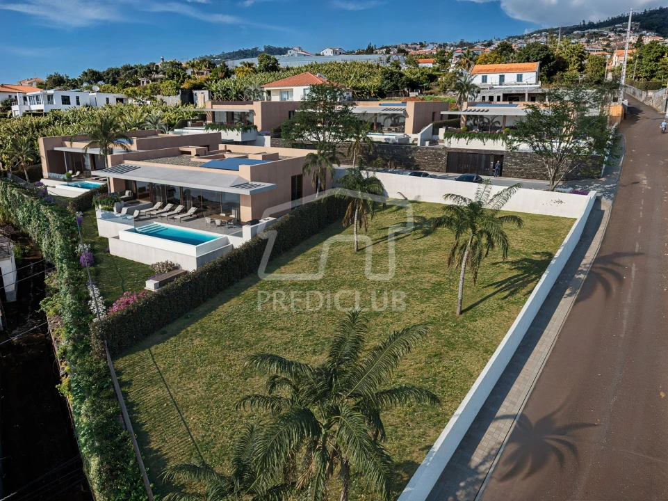 Moradia T3 para Venda em Estreito da Calheta Foto 2