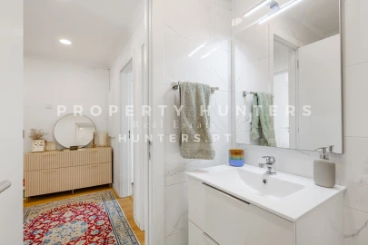 Apartamento T2 para Venda em Algés, Linda-A-Velha e Cruz Quebrada-Dafundo