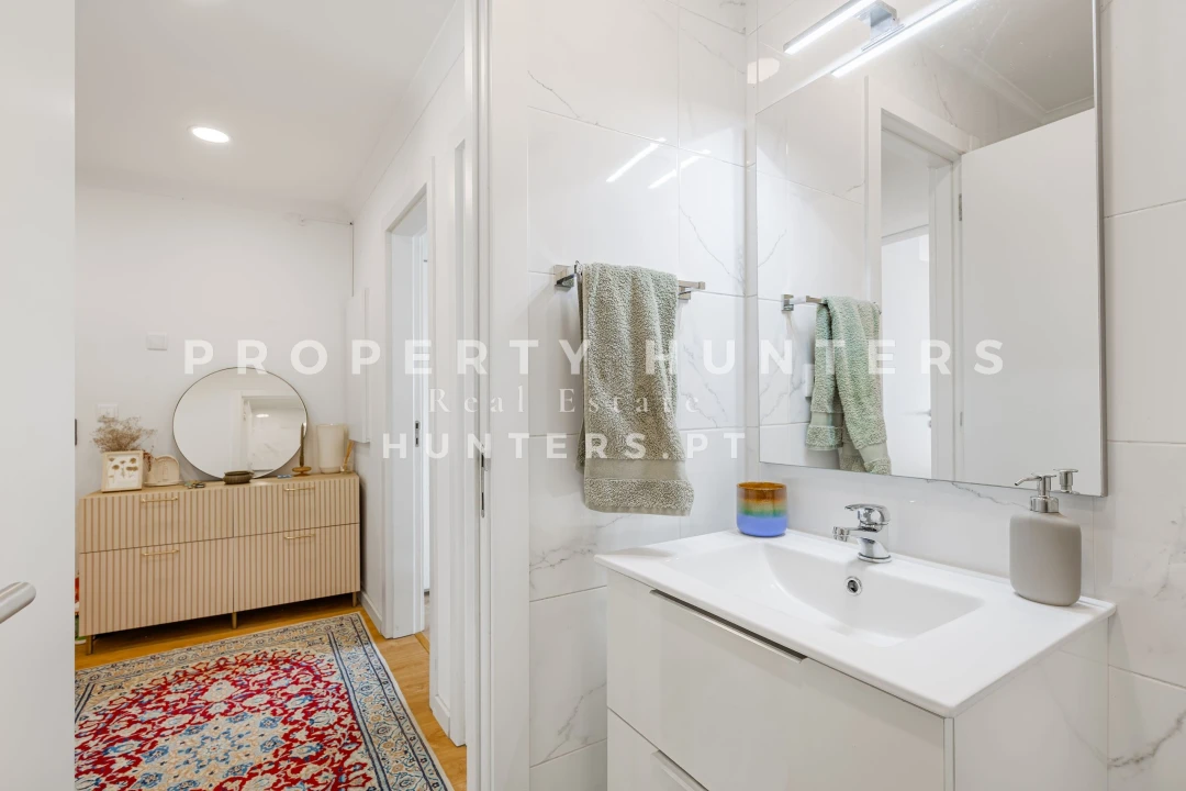Apartamento T2 para Venda em Algés, Linda-A-Velha e Cruz Quebrada-Dafundo Foto 17
