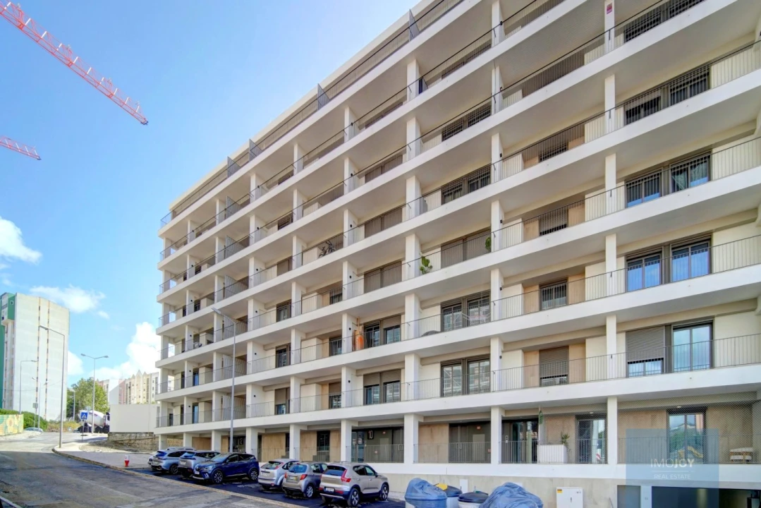 Apartamento T2 para Arrendamento em Santo António dos Cavaleiros e Frielas Foto 29