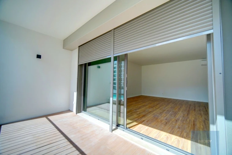 Apartamento T2 para Arrendamento em Santo António dos Cavaleiros e Frielas Foto 19