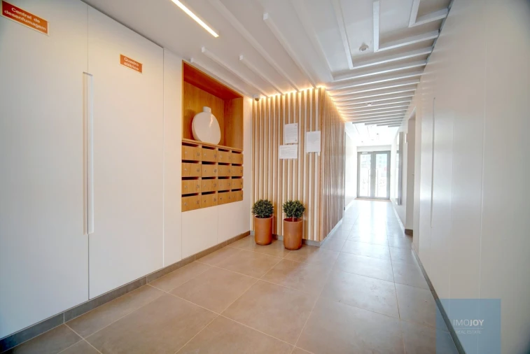 Apartamento T2 para Arrendamento em Santo António dos Cavaleiros e Frielas Foto 24