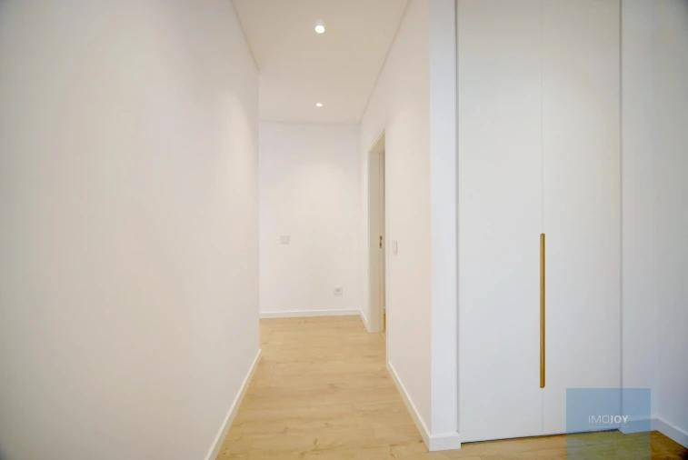 Apartamento T3 para Venda em Carcavelos e Parede Foto 11