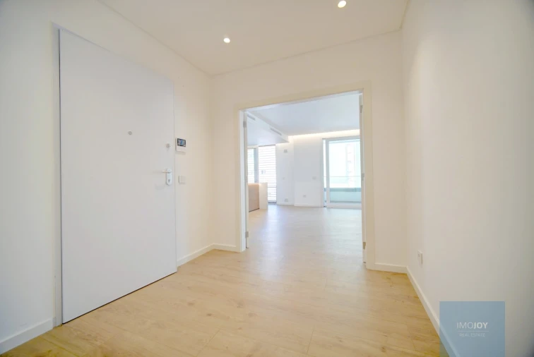 Apartamento T3 para Venda em Carcavelos e Parede Foto 29