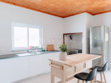 Moradia T4 para Venda em Mosteiros