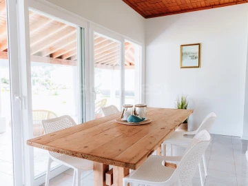Moradia T4 para Venda em Mosteiros