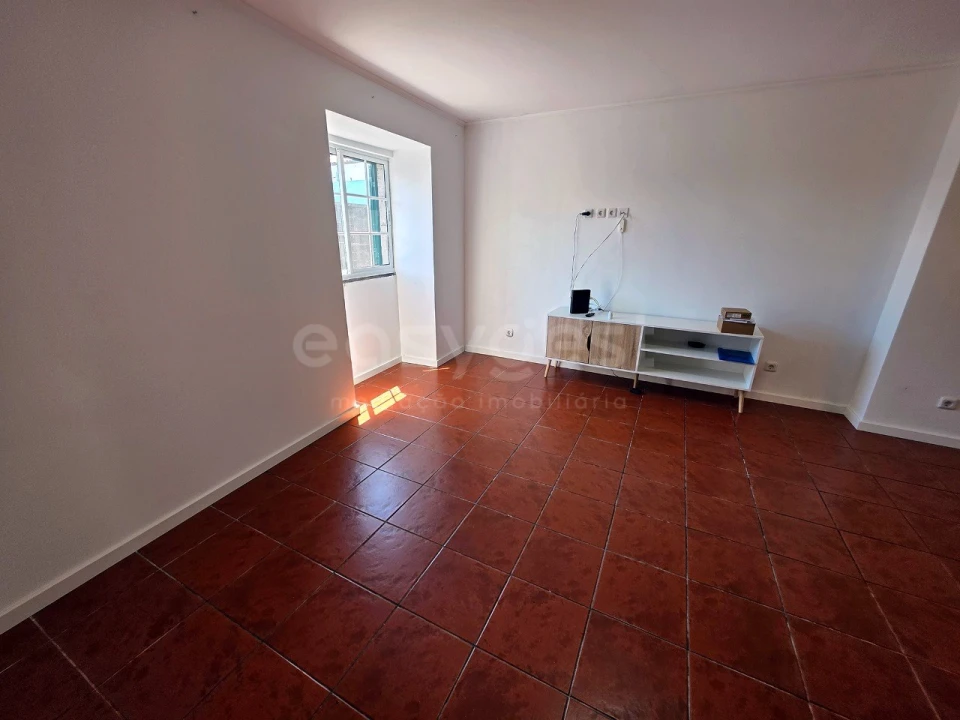 Moradia T3 para Venda em Fajã de Baixo Foto 3