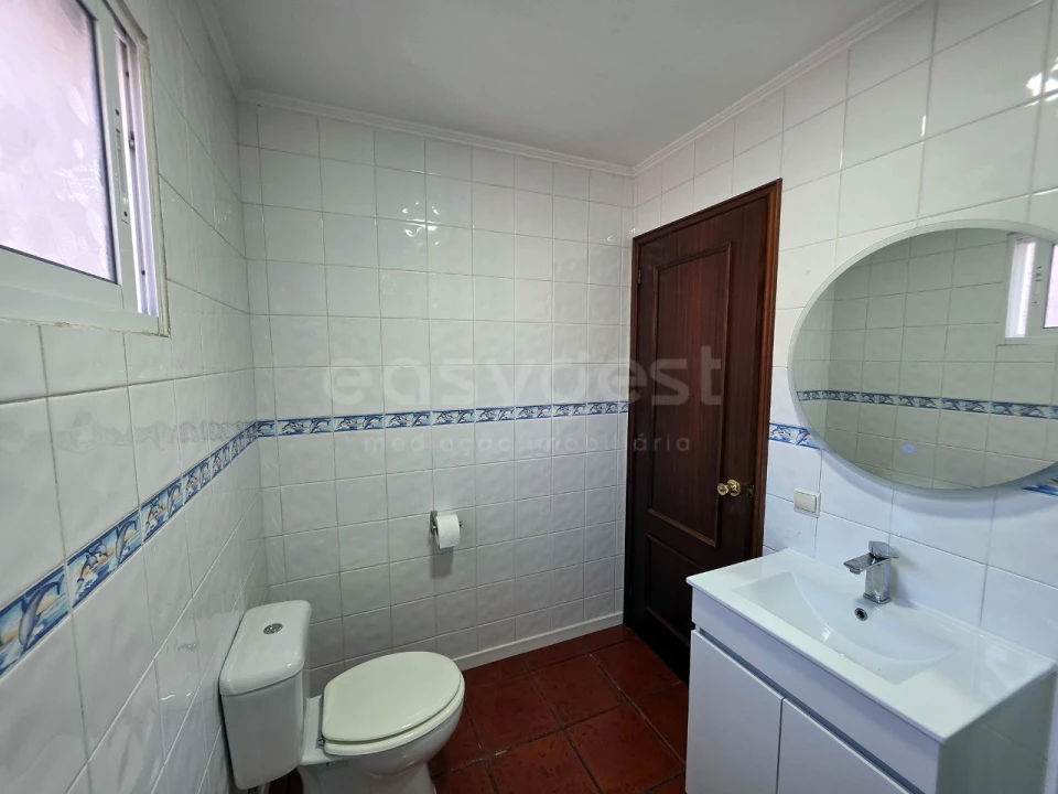 Moradia T3 para Venda em Fajã de Baixo Foto 8