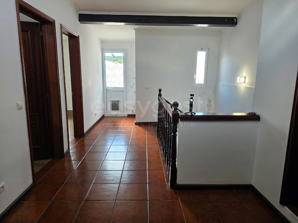 Moradia T3 para Venda em Fajã de Baixo Foto 17