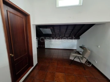 Moradia T3 para Venda em Fajã de Baixo