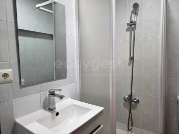 Moradia T3 para Venda em Fajã de Baixo