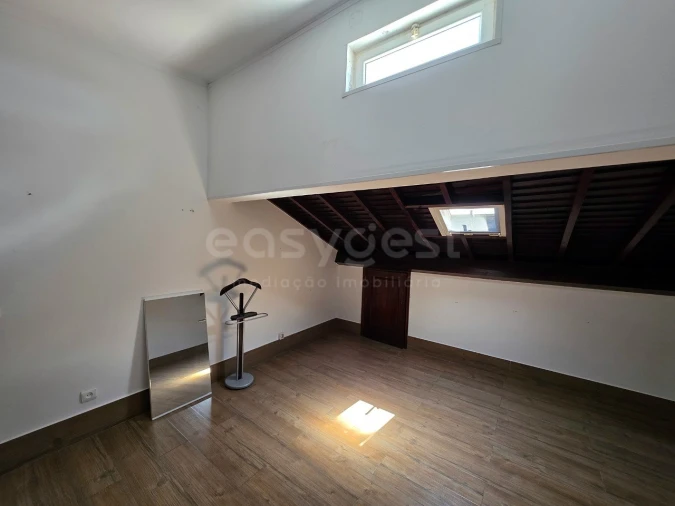 Moradia T3 para Venda em Fajã de Baixo Foto 22