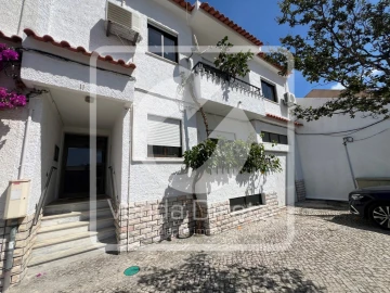 Moradia T3 para Venda em Alto do Seixalinho, Santo André e Verderena