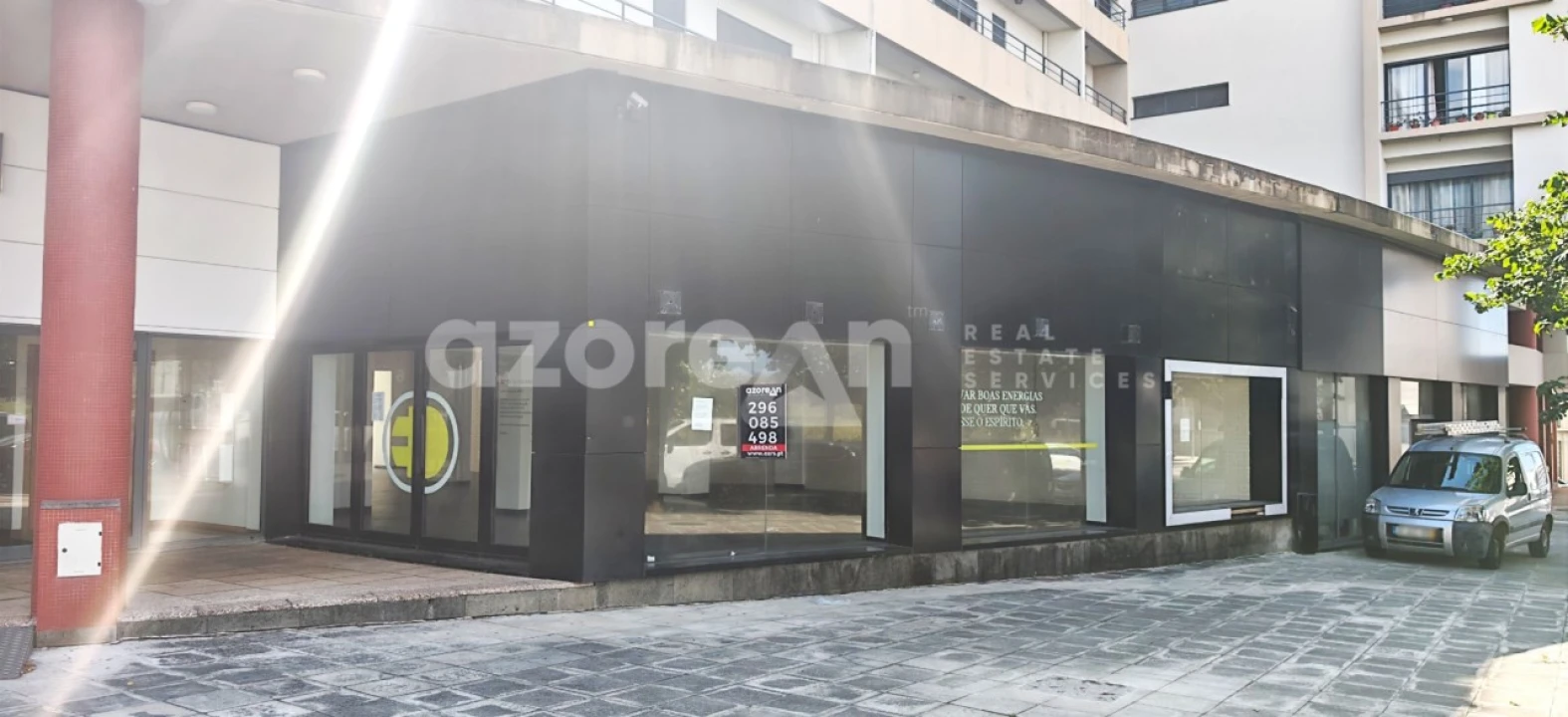 Loja para Arrendamento em Ponta Delgada (São Pedro) Foto 1