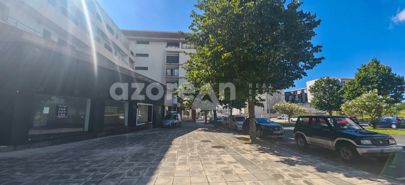 Loja para Arrendamento em Ponta Delgada (São Pedro) Foto 2
