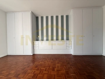 Apartamento T2 para Arrendamento em Cascais e Estoril