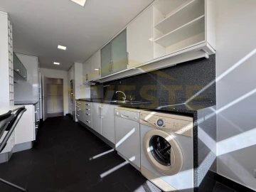 Apartamento T2 para Arrendamento em Cascais e Estoril
