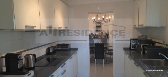 Moradia T3 para Venda em Albufeira e Olhos de Água