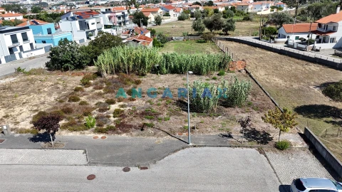 Terreno para Venda em Parceiros e Azoia