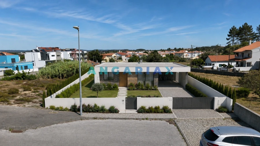 Terreno para Venda em Parceiros e Azoia