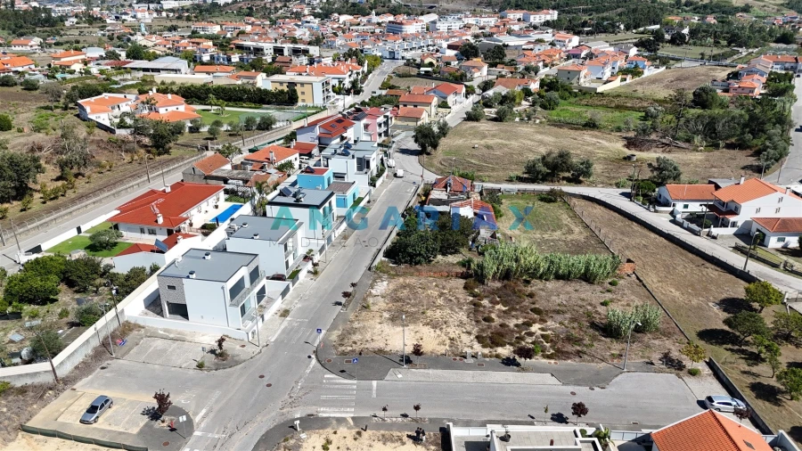 Terreno para Venda em Parceiros e Azoia Foto 17