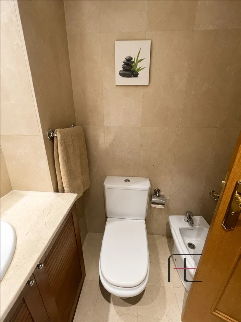 Apartamento T3 para Venda em Lordelo do Ouro e Massarelos