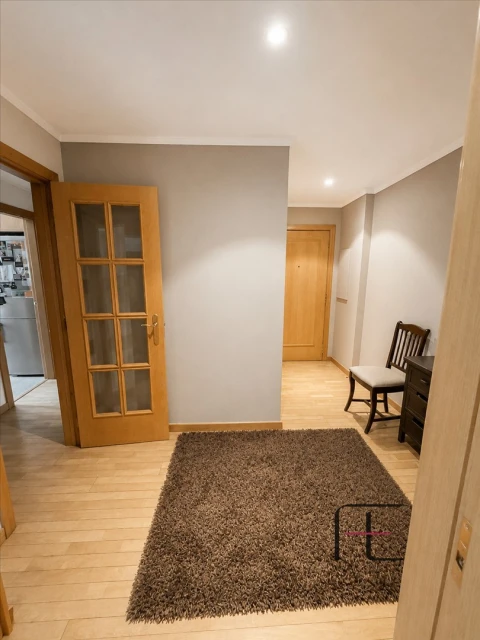 Apartamento T3 para Venda em Lordelo do Ouro e Massarelos