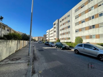 Apartamento T2 para Venda em São Mamede de Infesta e Senhora da Hora