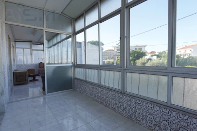 Prédio para Venda em Cacém e São Marcos