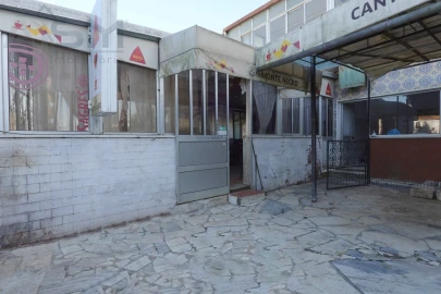 Prédio para Venda em Cacém e São Marcos
