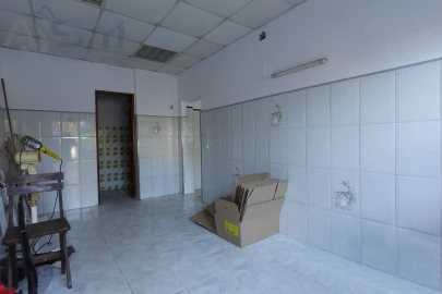 Prédio para Venda em Cacém e São Marcos
